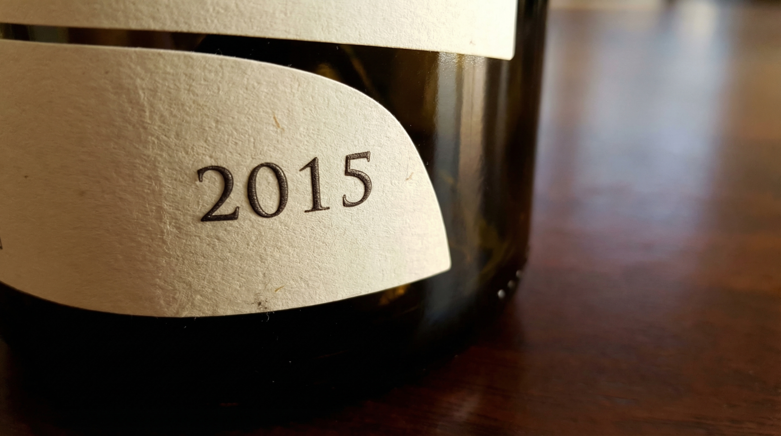 Vintage (niên vụ) trên nhãn chai rượu vang có ý nghĩa gì?