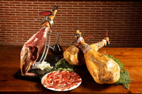 Đùi heo muối Iberico Tây Ban Nha 24 tháng (đùi trước)
