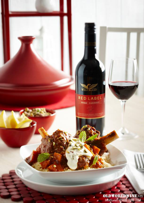 wolf-blass-cabernet-sauvignon-2020-4_-06-11-2021-17-33-56.png