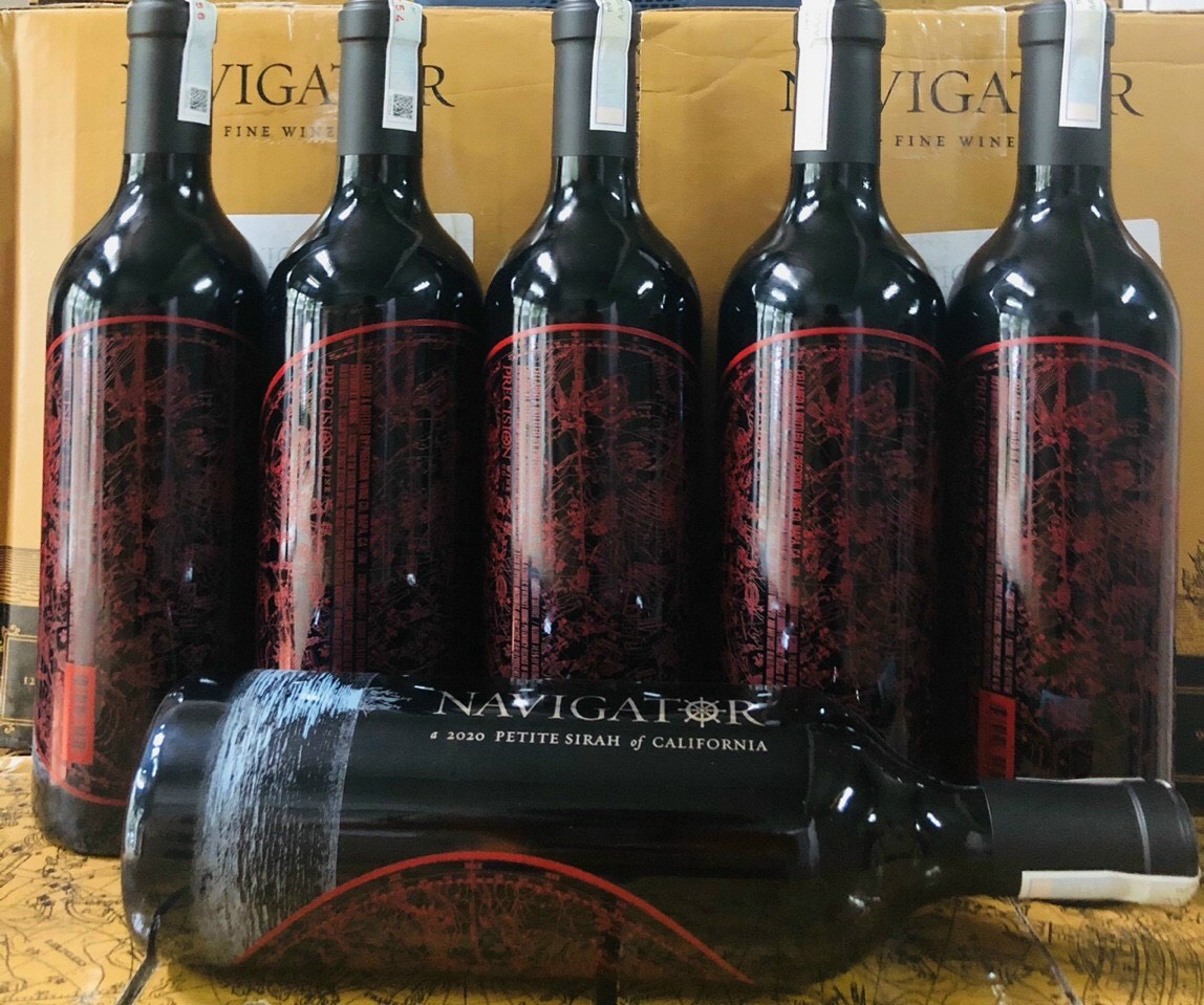 Nhà nhập khẩu và phân phối rượu vang Navigator Petite Sirah of California lớn nhất Việt Nam